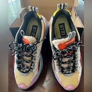 Skechers / BT21 sneakers